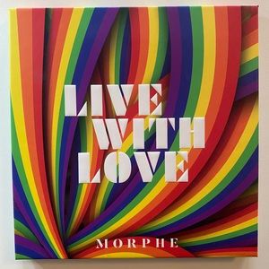 Morphe LIVE WITH LOVE Eyeshadow palette